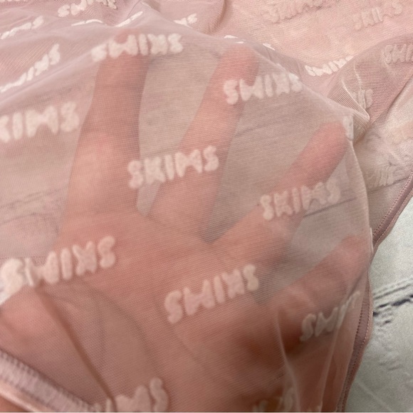 Skims After Hours velvet logo thong bodysuit size 3X Orchid NWT - Picture 9 of 10